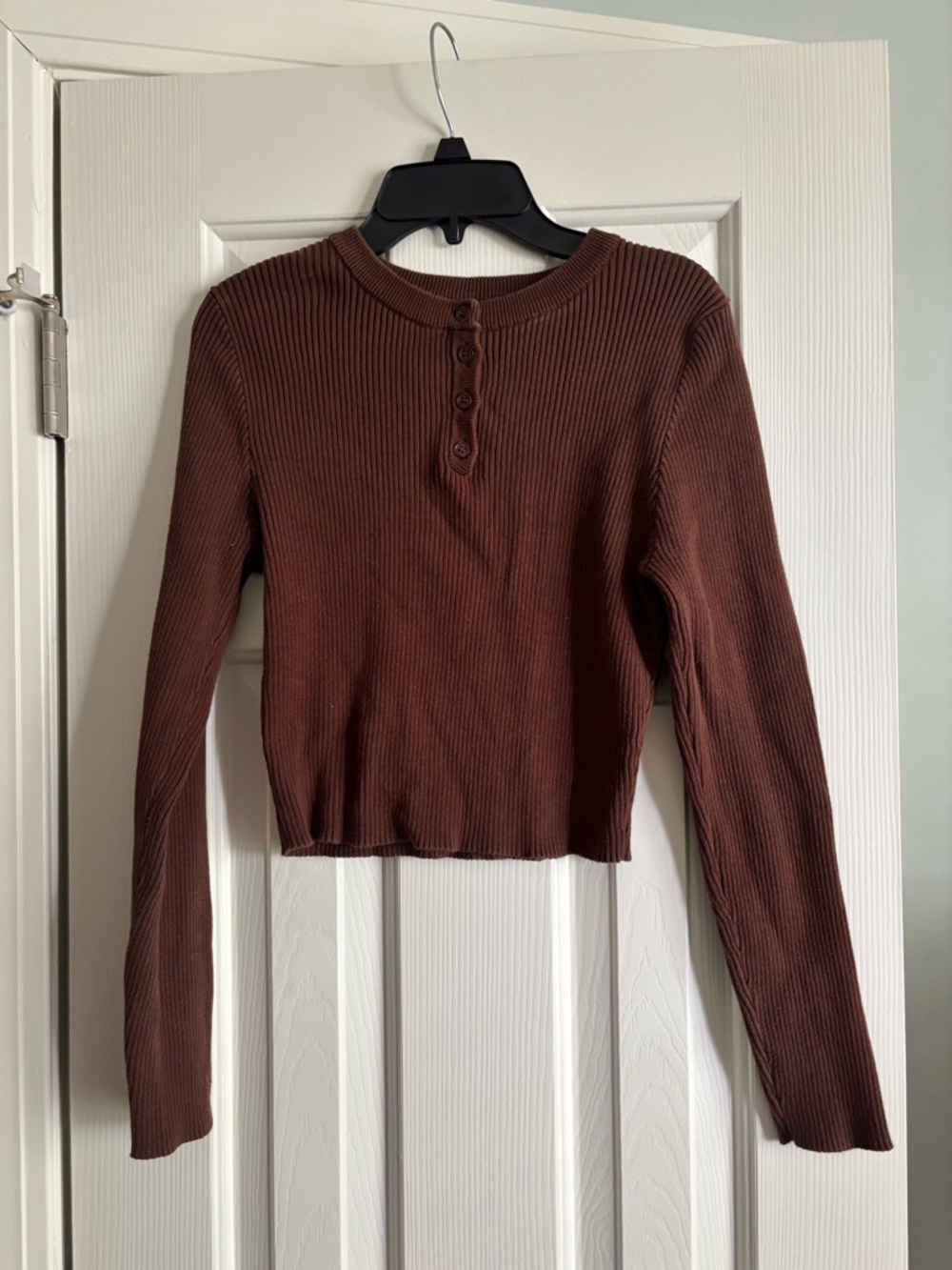 Forever 21 Chocolate Brown Ribbed Henley Crop Top